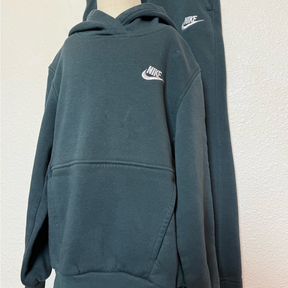 Nike Fleece Set